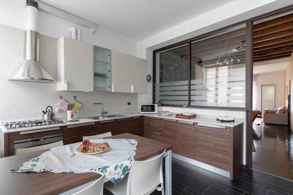 Magnifico Appartamento Centro Como - Rusconi 33 Kültér fotó